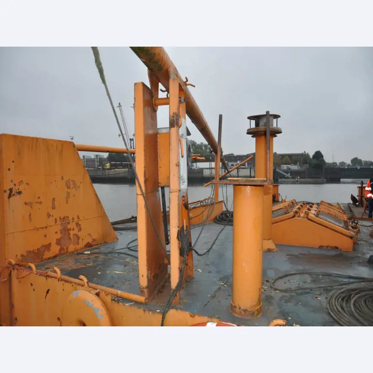 Diversos utensílios flutuantes-19