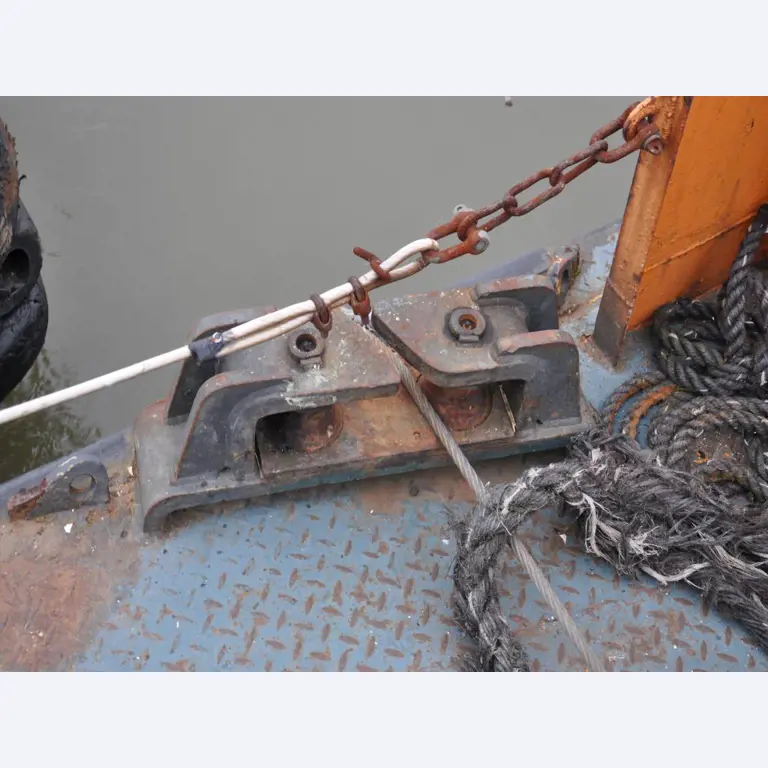 Diversos utensílios flutuantes-28