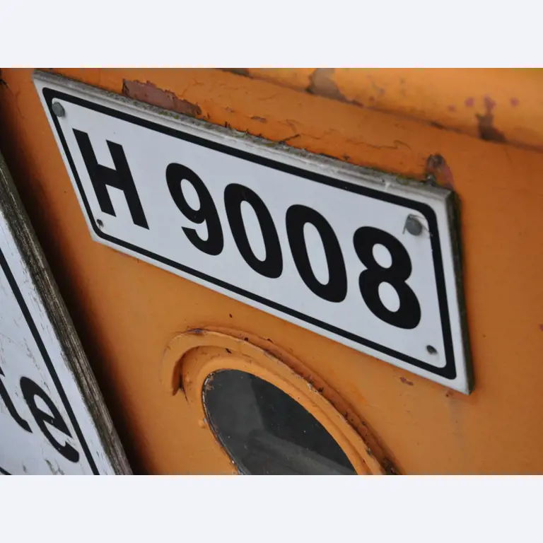 Diversos utensílios flutuantes-31