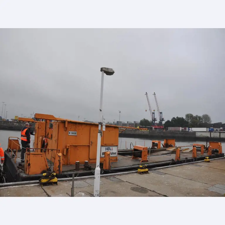 Diversos utensílios flutuantes-35