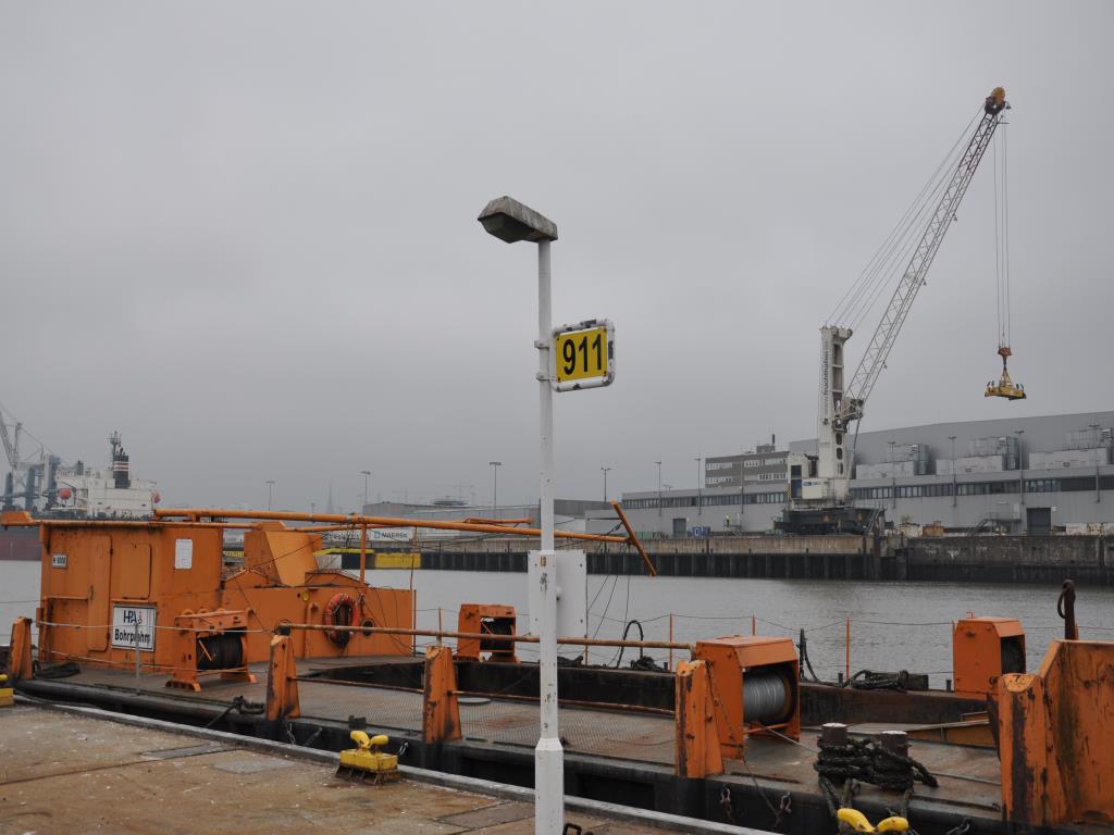 Różne narzędzia pływające-36