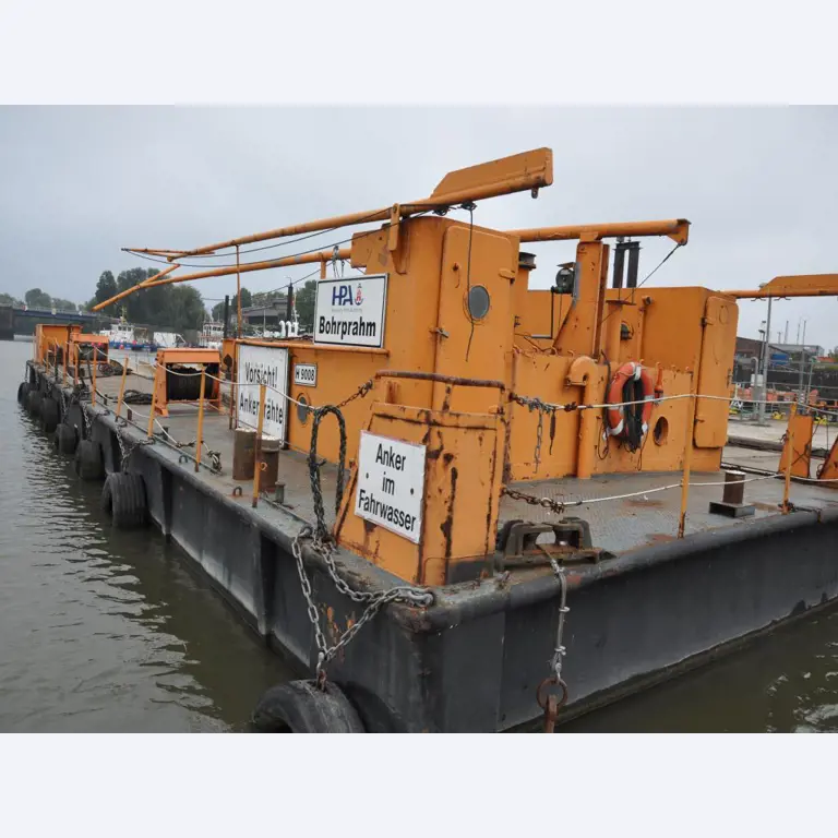 Diversos utensílios flutuantes-1