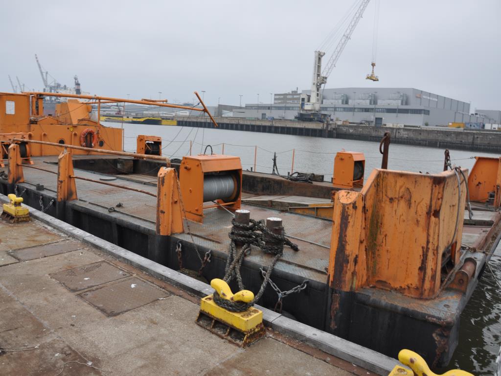 Różne narzędzia pływające-4