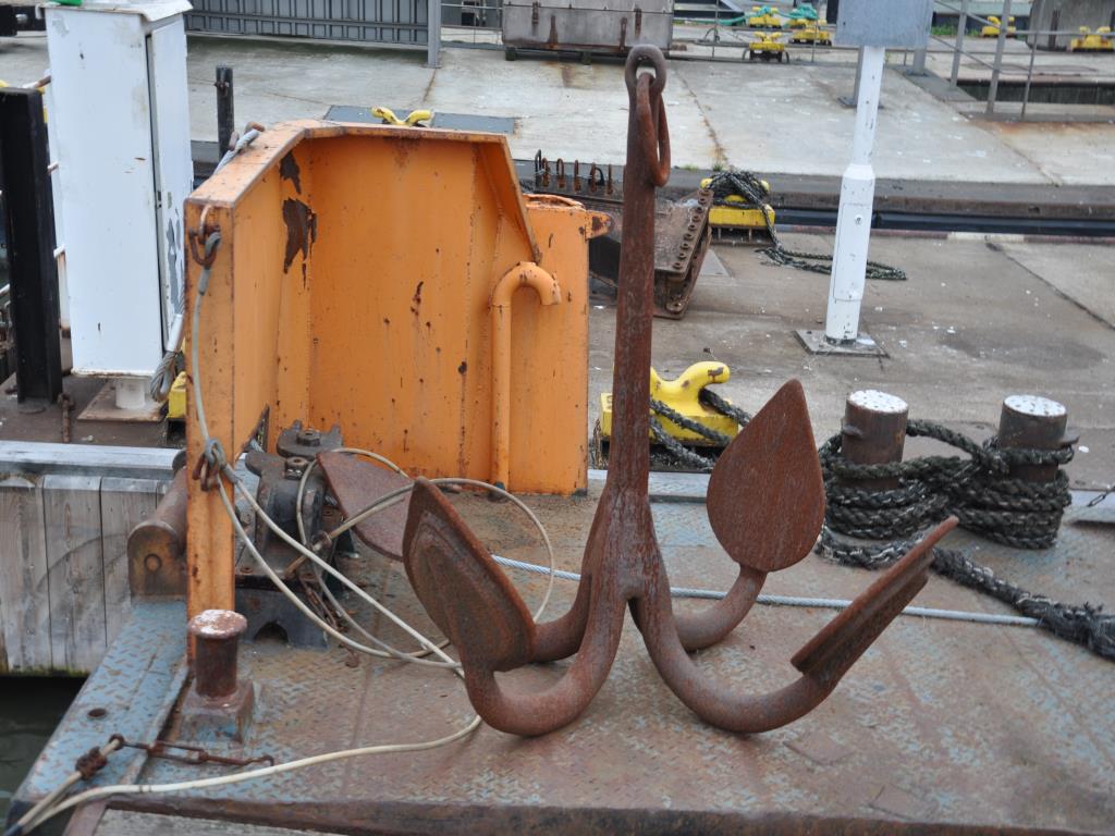 Różne narzędzia pływające-6