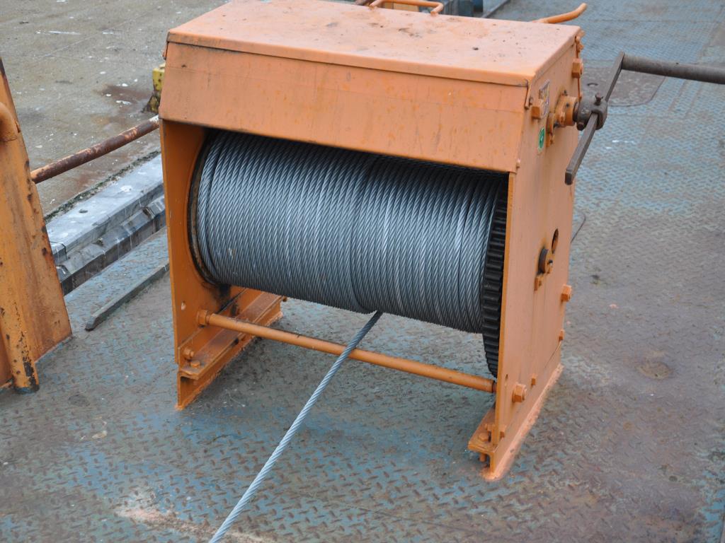 Różne narzędzia pływające-10