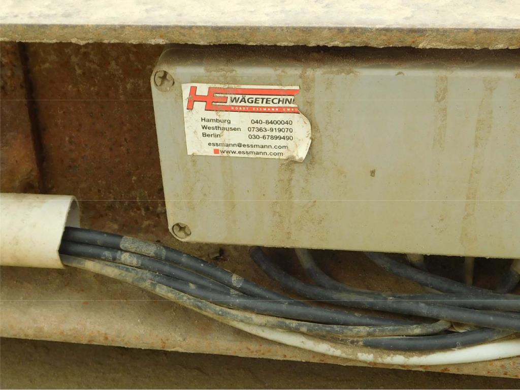 various floating work equipment-3