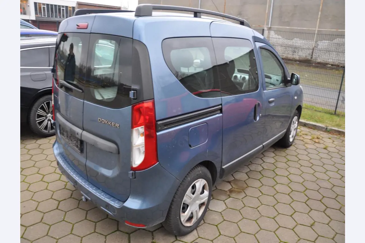 Provozní zařízení z prostředí přístavu/hydraulika-1