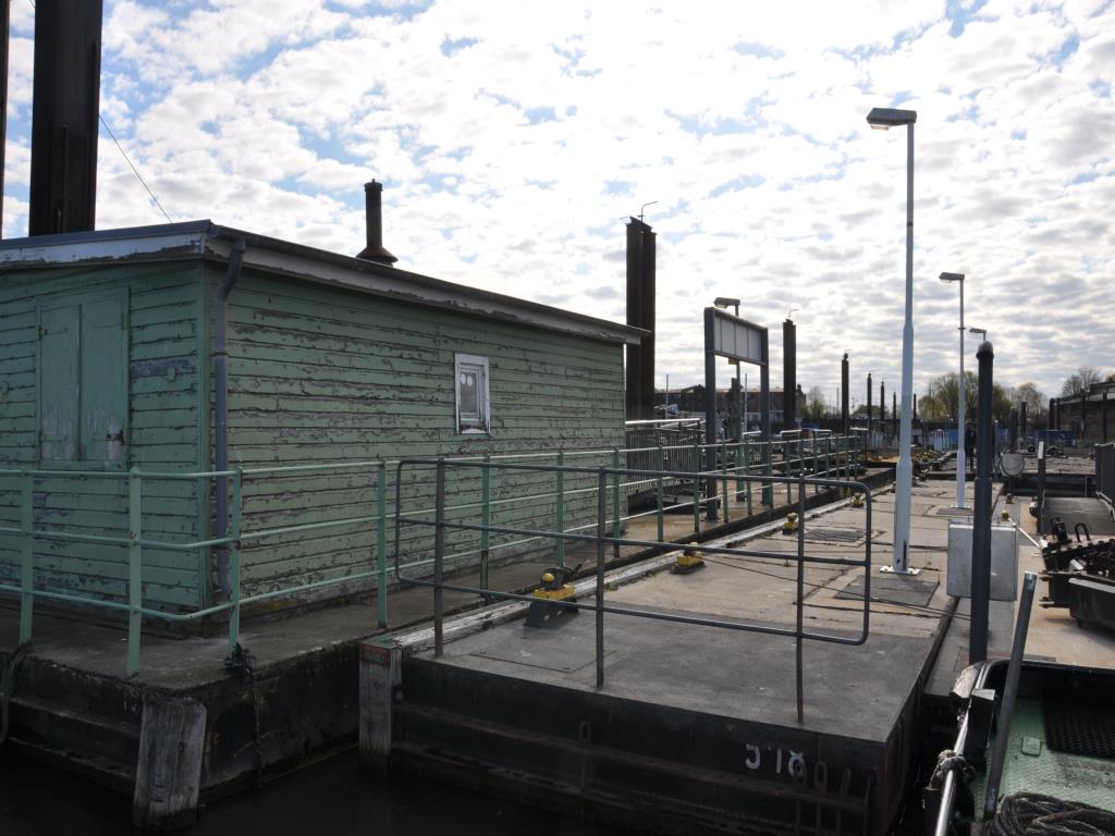 Obsługa sprzętu ze środowiska portowego/inżynieria hydrauliczna-7