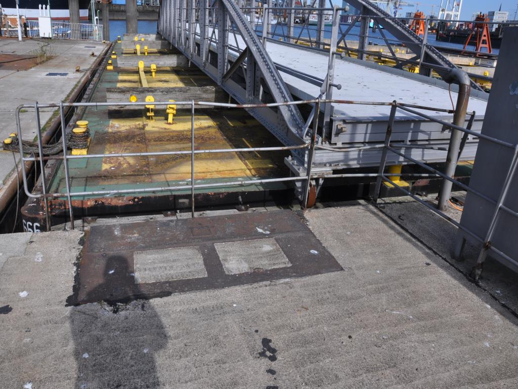 Upravljanje opreme iz pristaniškega okolja/ hidravlično inženirstvo-10