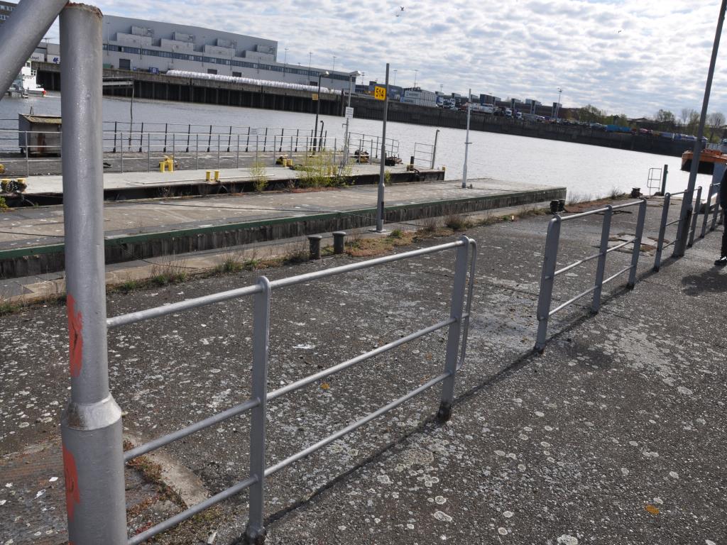 Obsługa sprzętu ze środowiska portowego/inżynieria hydrauliczna-16