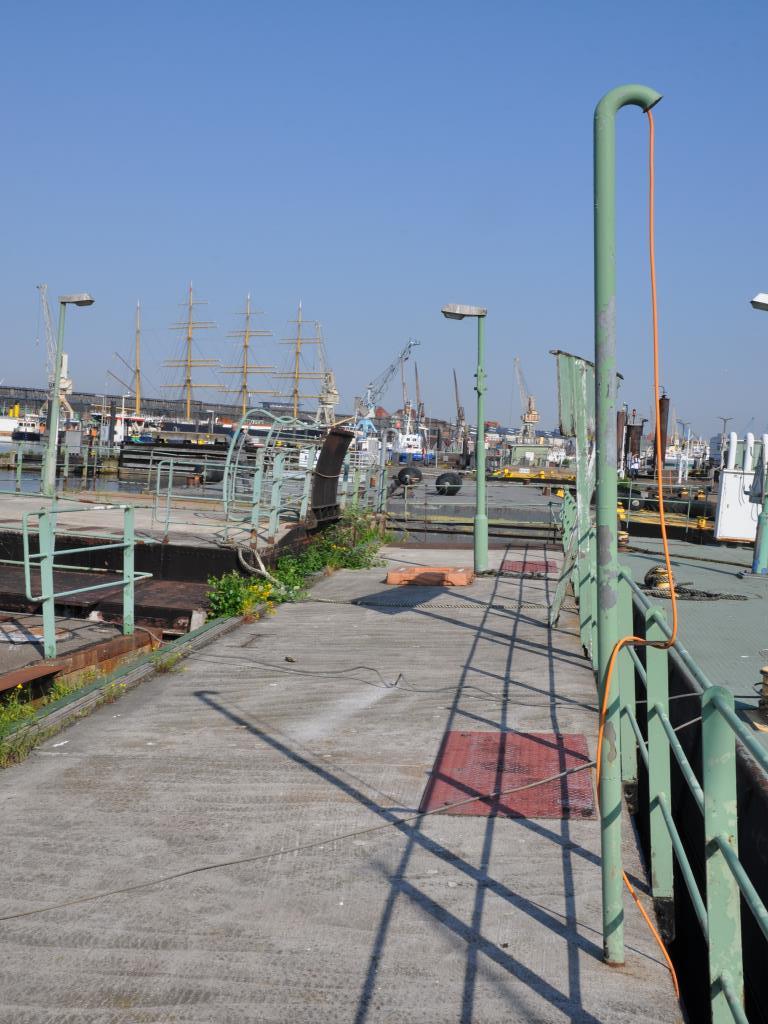 Upravljanje opreme iz pristaniškega okolja/ hidravlično inženirstvo-10