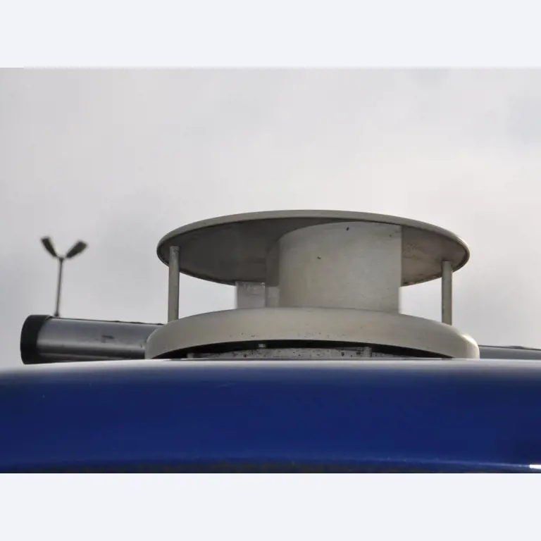 Betriebsausstattung aus dem Hafenumfeld/ Wasserbau-12