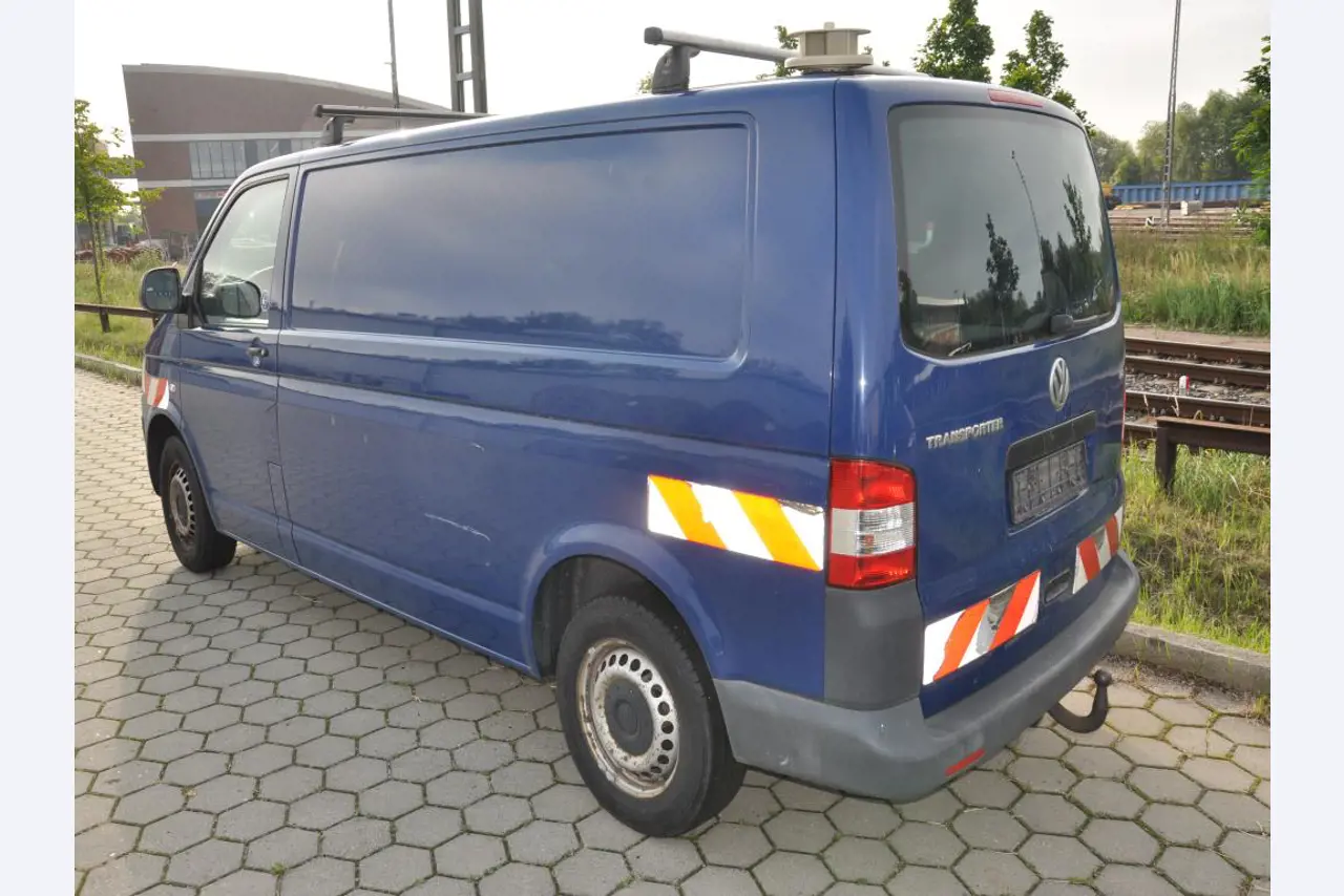 Betriebsausstattung aus dem Hafenumfeld/ Wasserbau-2