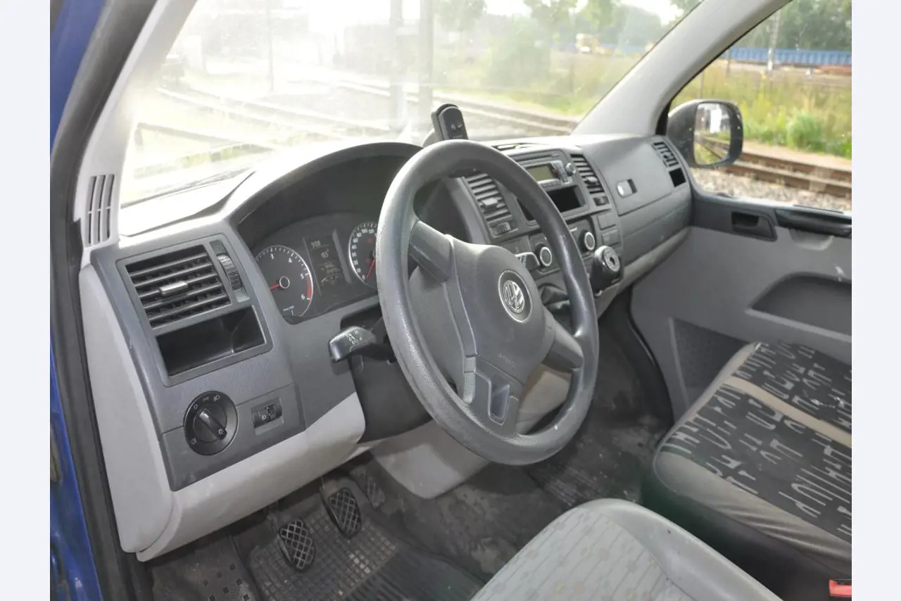 Betriebsausstattung aus dem Hafenumfeld/ Wasserbau-8