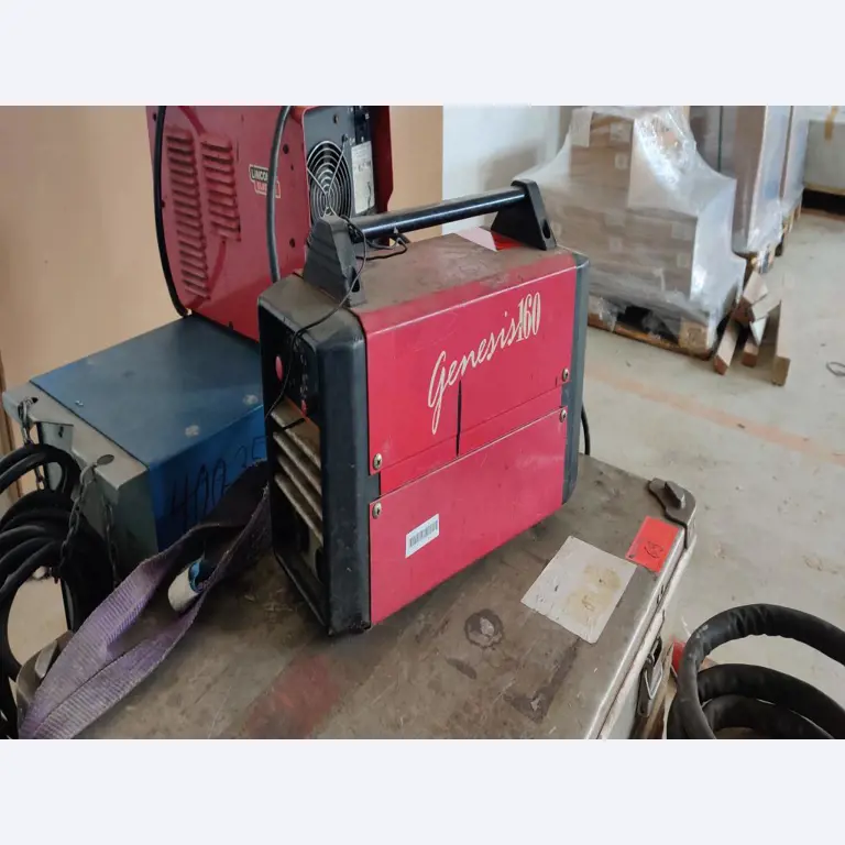 Wyposażenie warsztatowe/kanalizacyjne z terenu portu-4