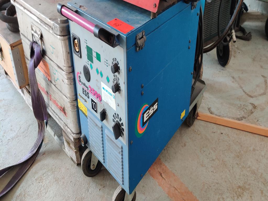 Dílenské/instalatérské vybavení z oblasti přístavu-2