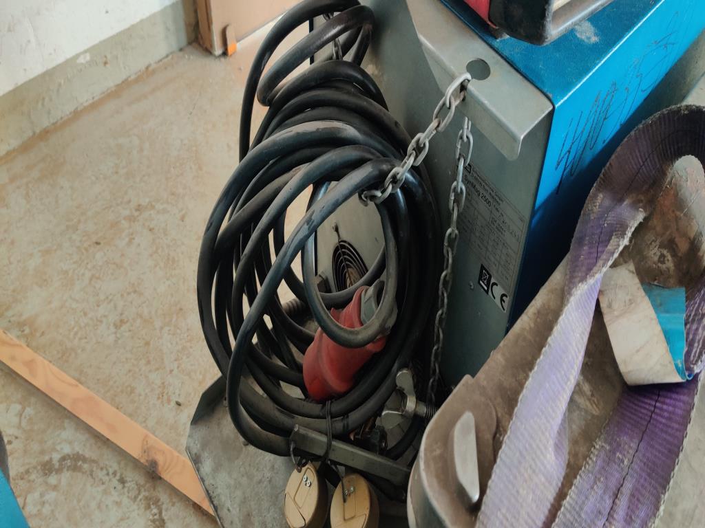 Dílenské/instalatérské vybavení z oblasti přístavu-4