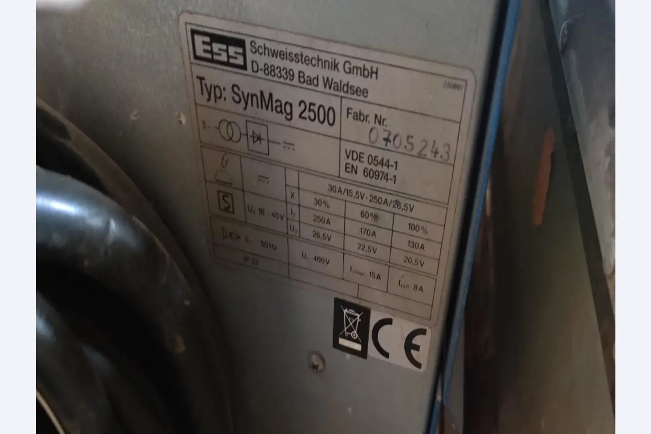 Dílenské/instalatérské vybavení z oblasti přístavu-5