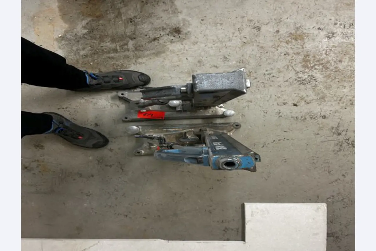 Working ship (direction finding boat) "Deepenschriewer IV" <br>and living barge "WS 3"-5