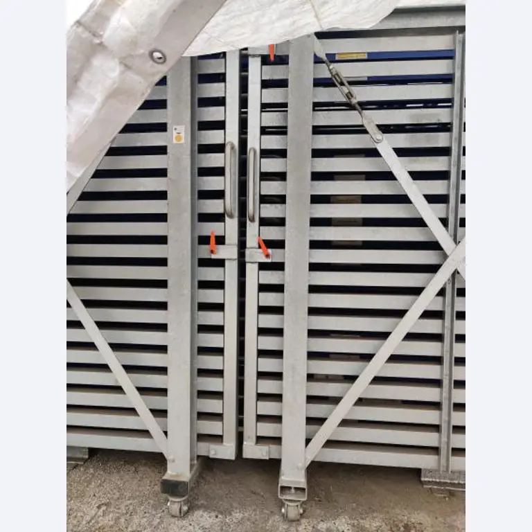 Working ship (direction finding boat) "Deepenschriewer IV" <br>and living barge "WS 3"-6