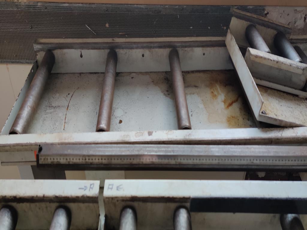 Dílenské/instalatérské vybavení z oblasti přístavu-15