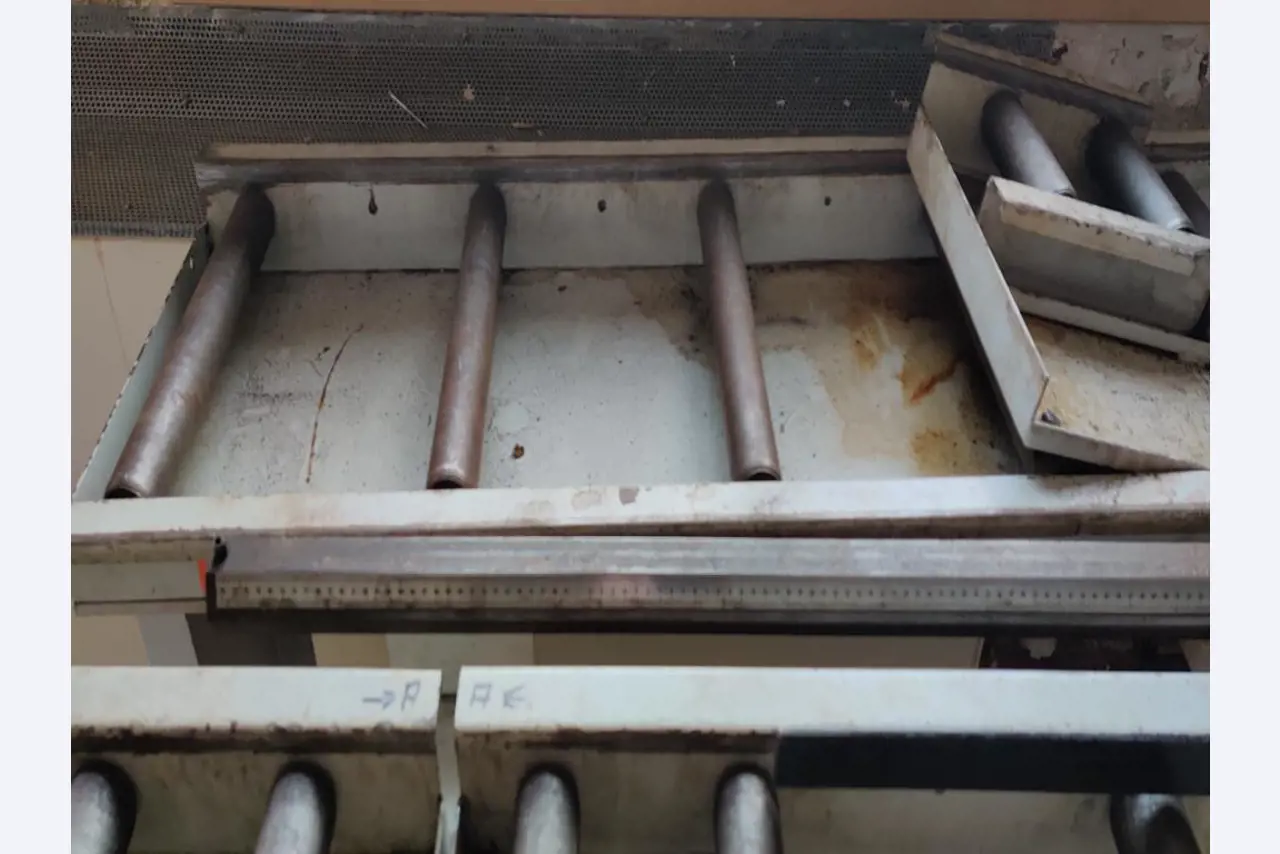 Workshop/plumbing equipment from the harbour area-15