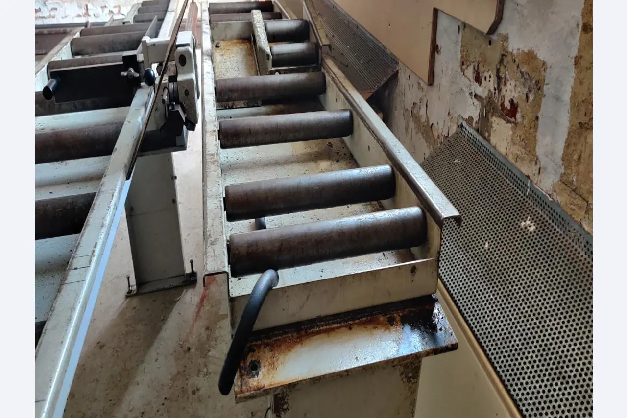 Workshop/plumbing equipment from the harbour area-18