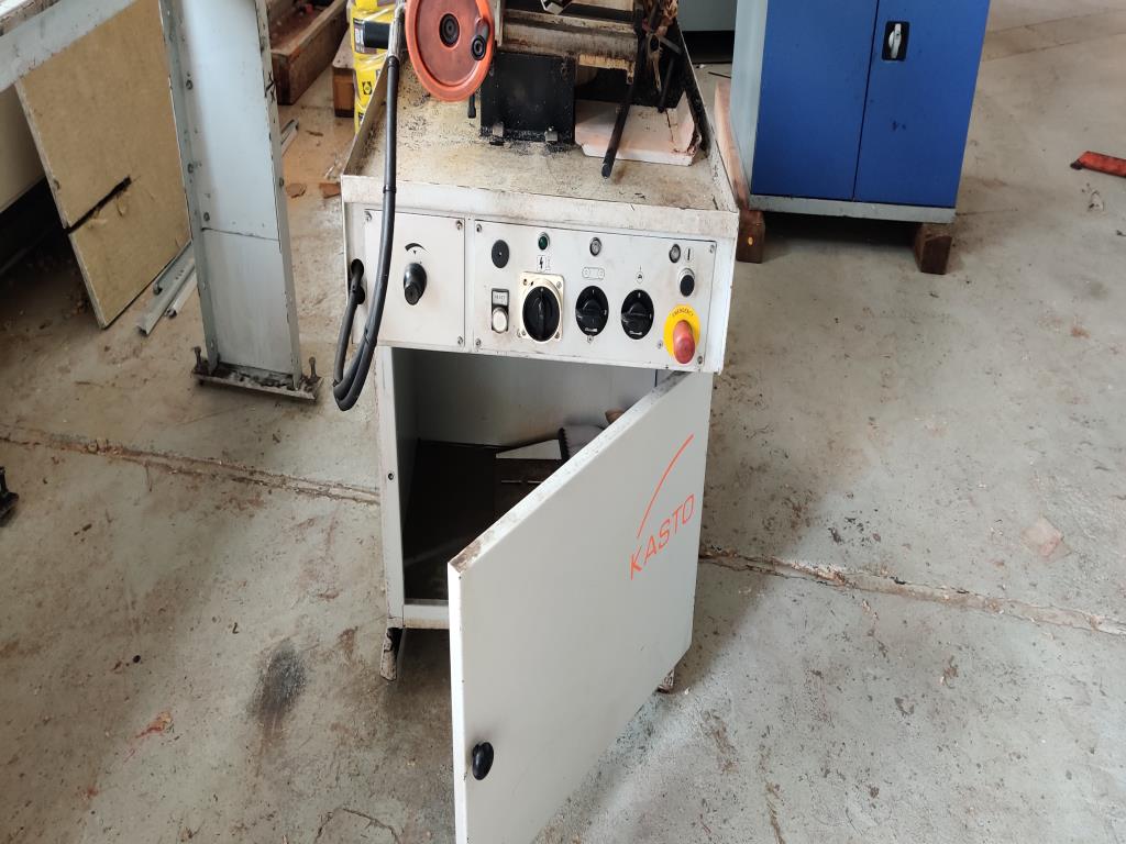 Dílenské/instalatérské vybavení z oblasti přístavu-4