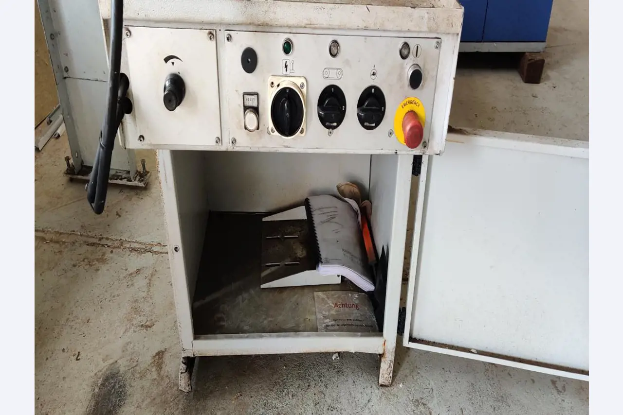 Workshop/plumbing equipment from the harbour area-5