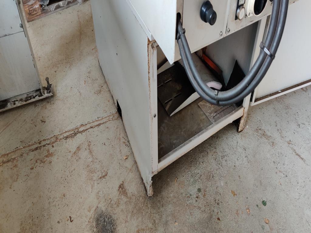 Dílenské/instalatérské vybavení z oblasti přístavu-6