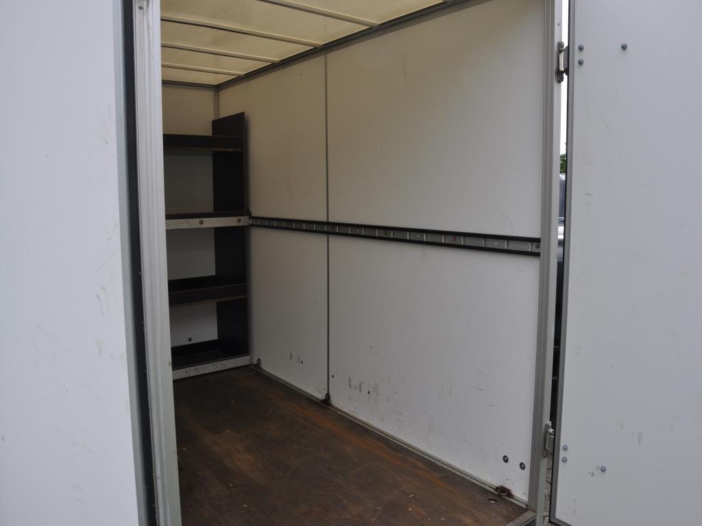 Equipos de taller y fontanería de la zona portuaria-6