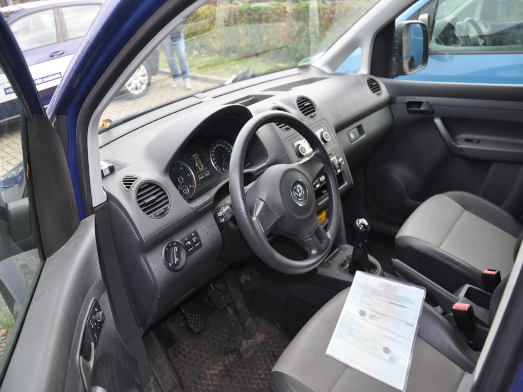 Dílenské/instalatérské vybavení z oblasti přístavu-10