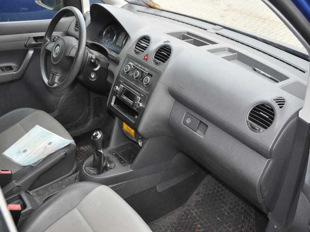 Dílenské/instalatérské vybavení z oblasti přístavu-11