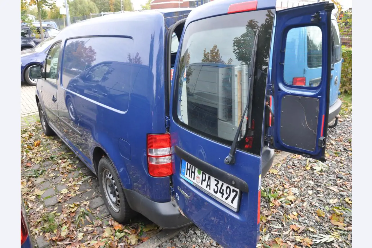 Workshop/plumbing equipment from the harbour area-2