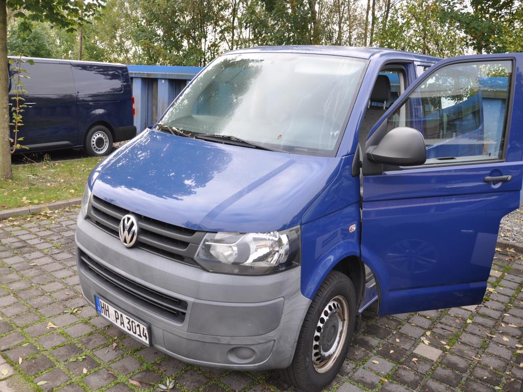 Dílenské/instalatérské vybavení z oblasti přístavu-1