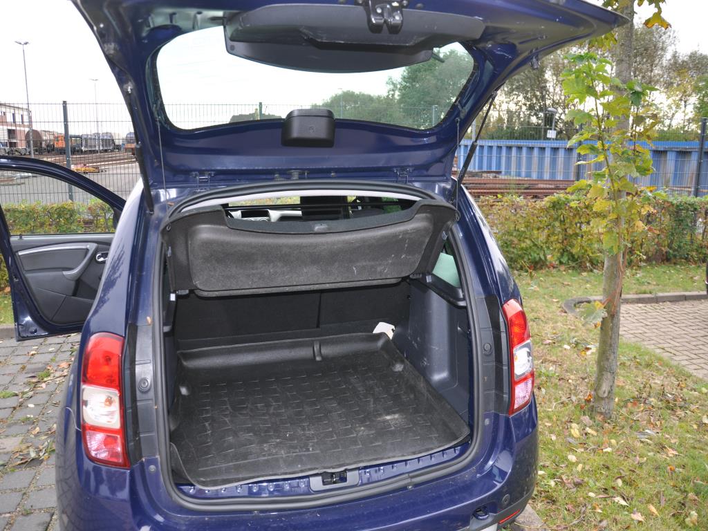 Equipos de taller y fontanería de la zona portuaria-13