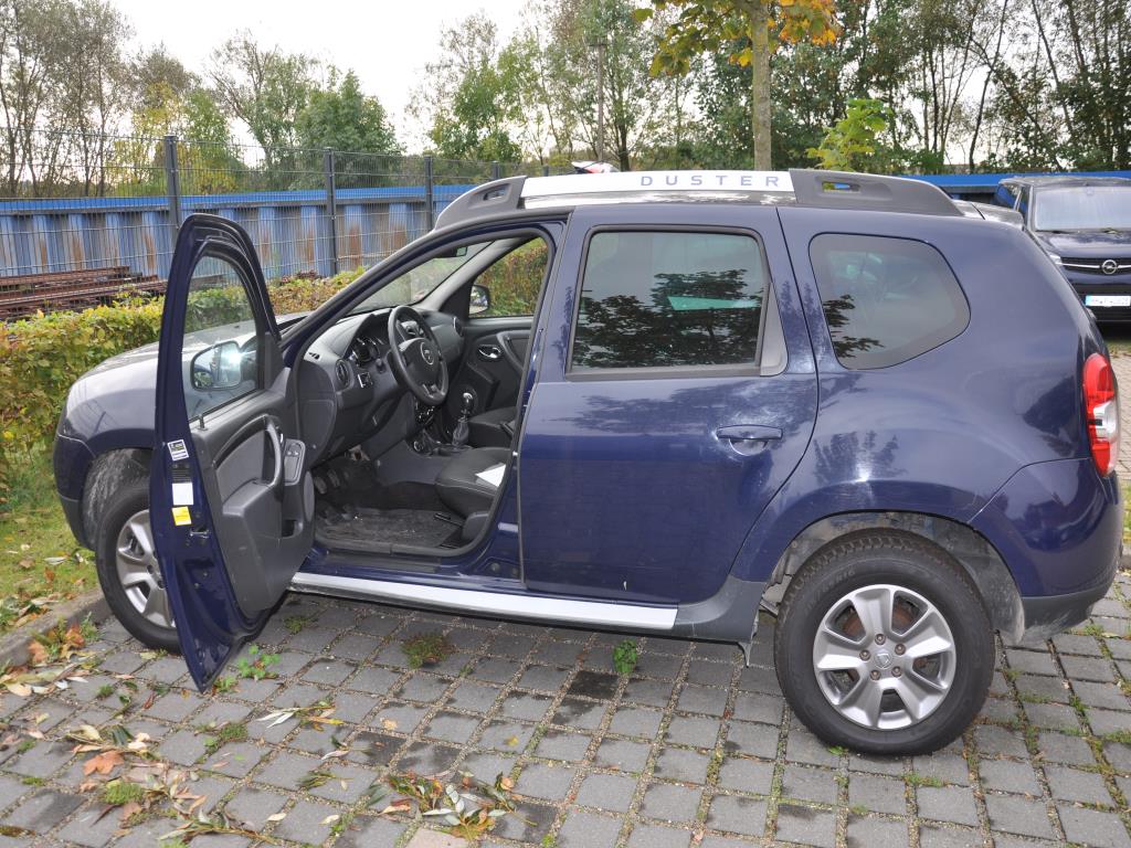 Equipos de taller y fontanería de la zona portuaria-2