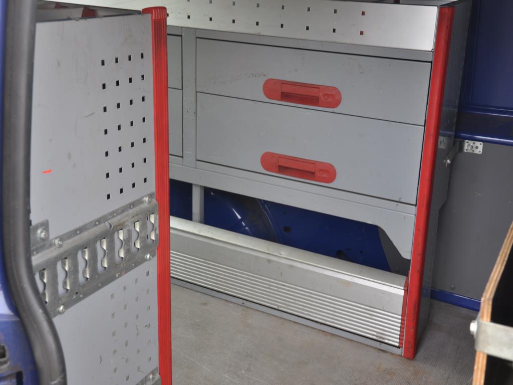 Equipos de taller y fontanería de la zona portuaria-12