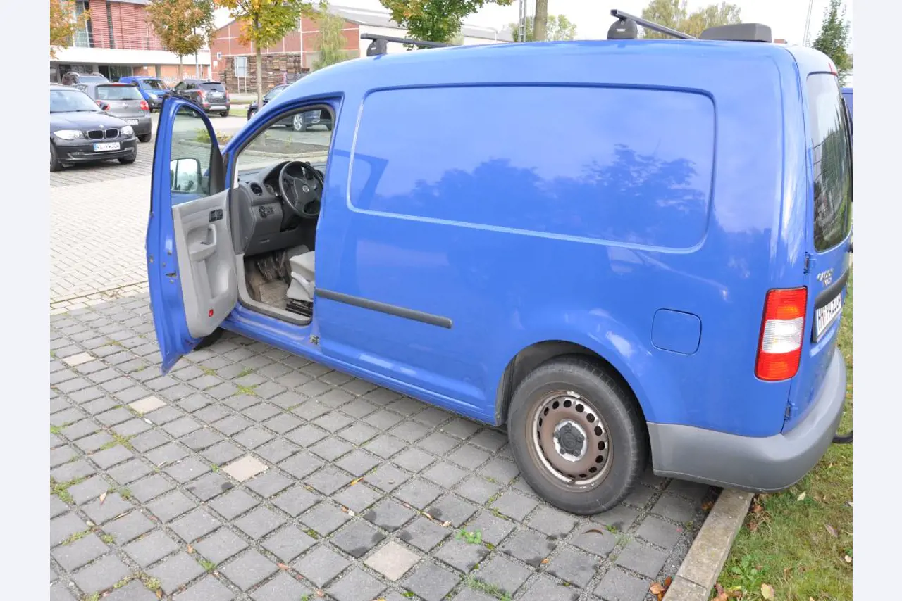 Workshop/plumbing equipment from the harbour area-2