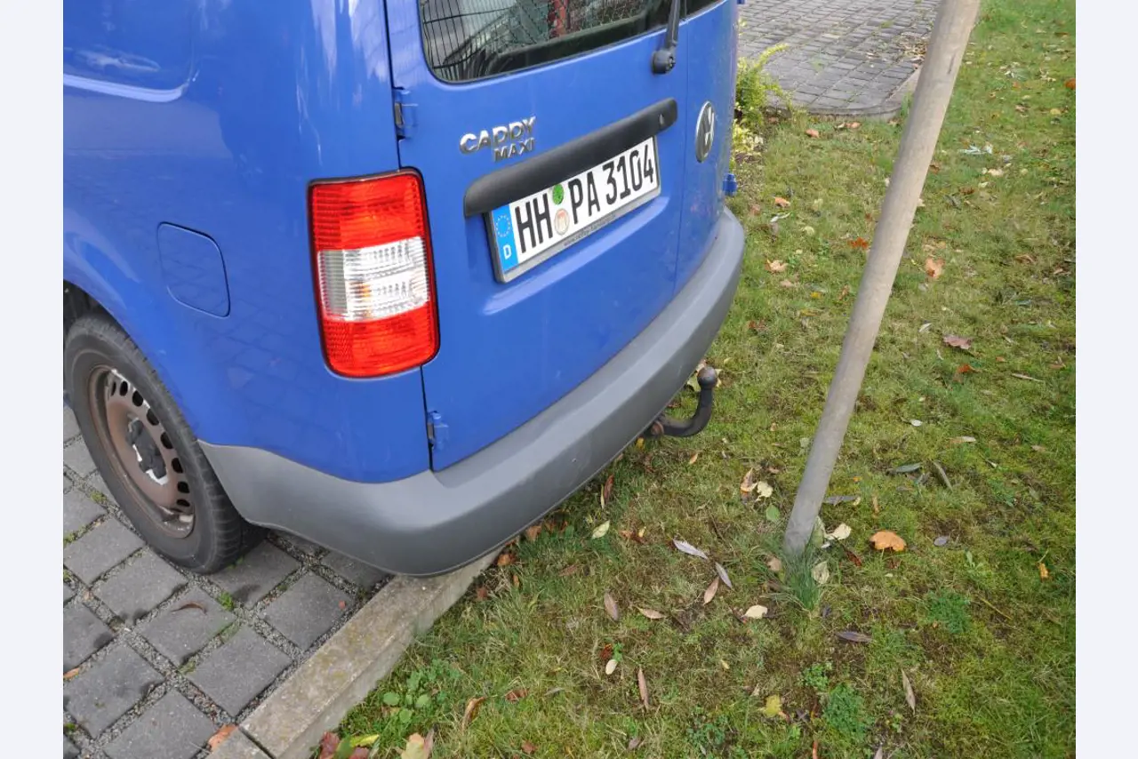 Workshop/plumbing equipment from the harbour area-3