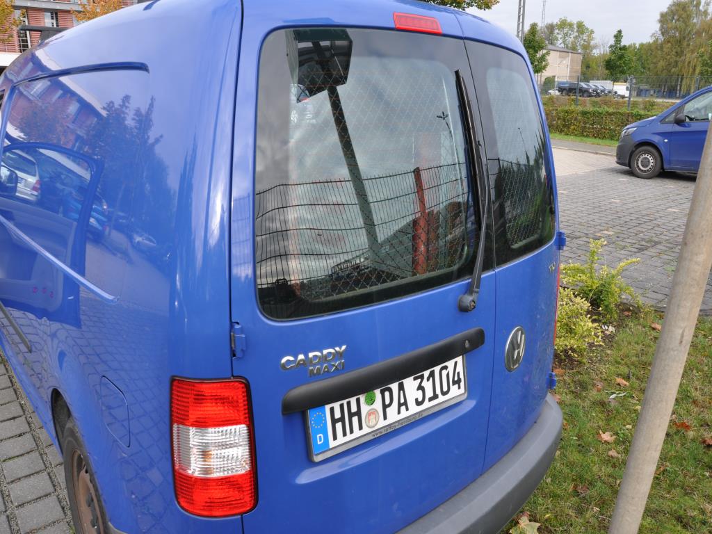 Equipos de taller y fontanería de la zona portuaria-4