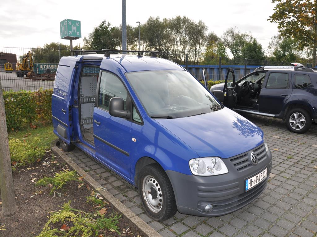 Equipos de taller y fontanería de la zona portuaria-7