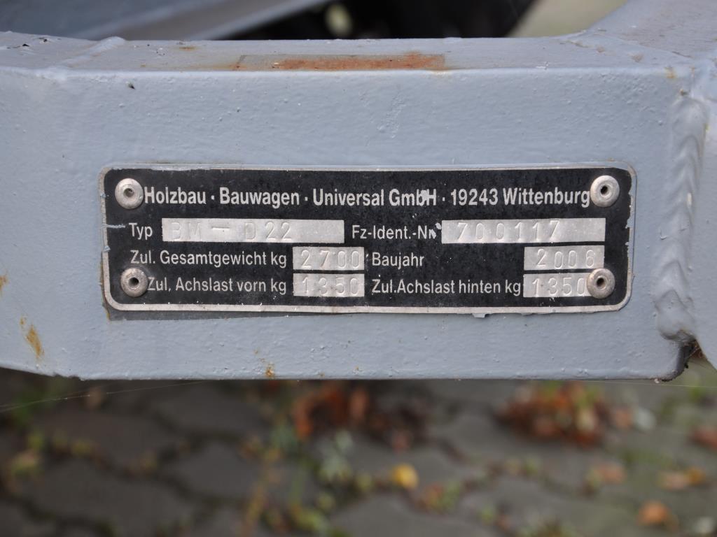 Različna oprema za menze in delavnice z območja pristanišča-16