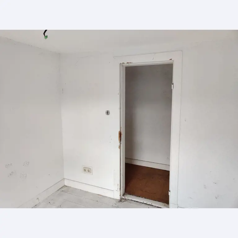 Werkstatt/ Klempnereinrichtung aus dem Hafenumfeld-37
