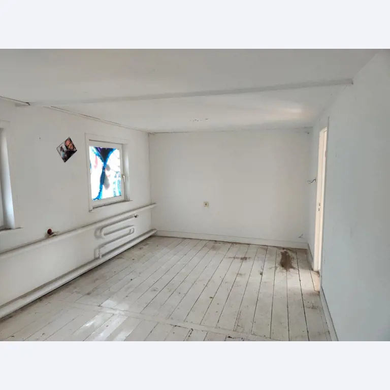 Werkstatt/ Klempnereinrichtung aus dem Hafenumfeld-51