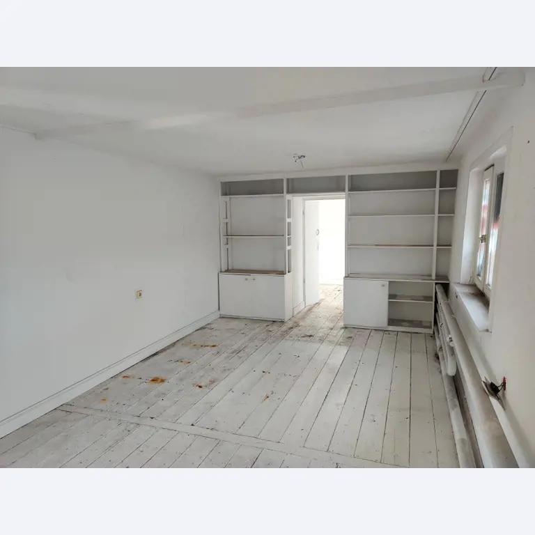 Werkstatt/ Klempnereinrichtung aus dem Hafenumfeld-52