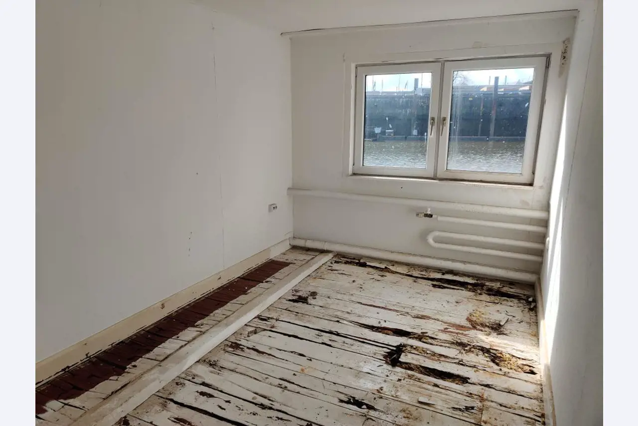 Werkstatt/ Klempnereinrichtung aus dem Hafenumfeld-60