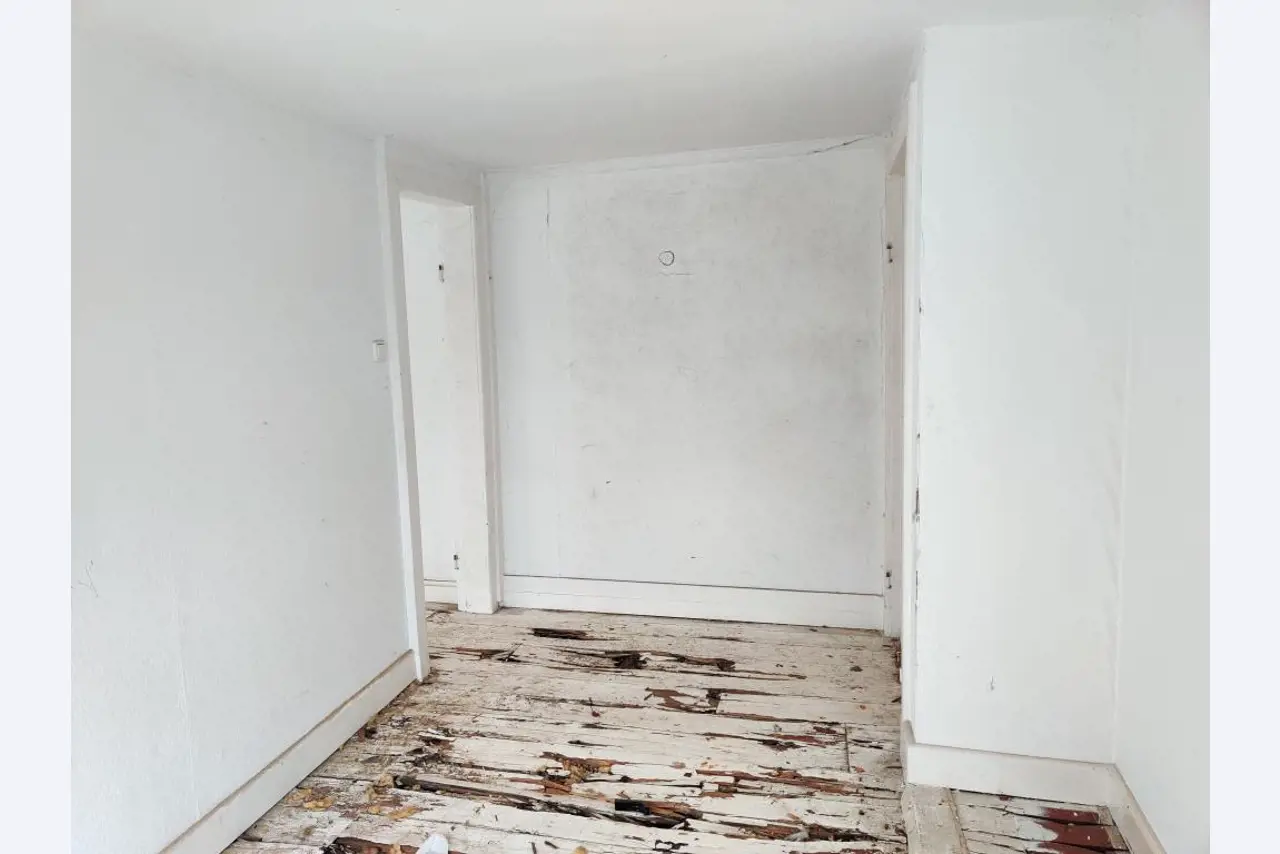 Werkstatt/ Klempnereinrichtung aus dem Hafenumfeld-62