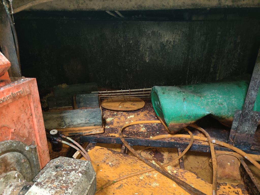 Equipamento de oficina/canalização da zona portuária-85