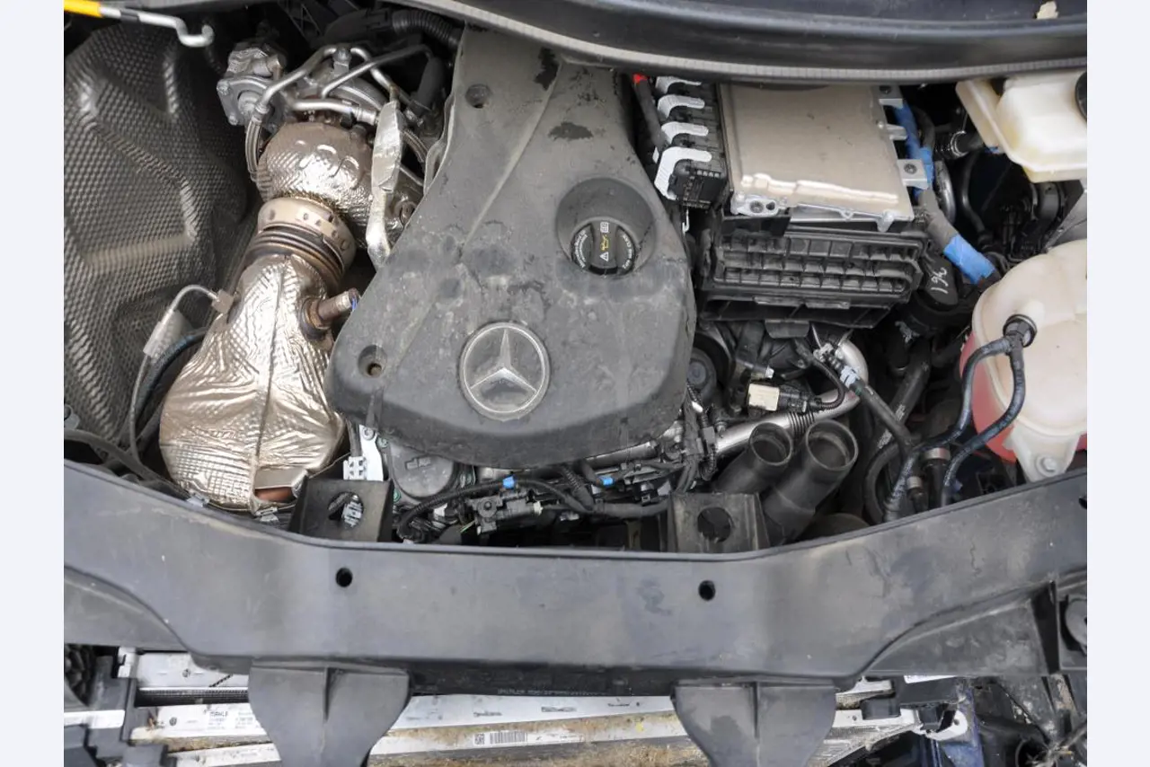 div. Kantineneinrichtung sowie Werkstattzubehör aus dem Hafenumfeld-17